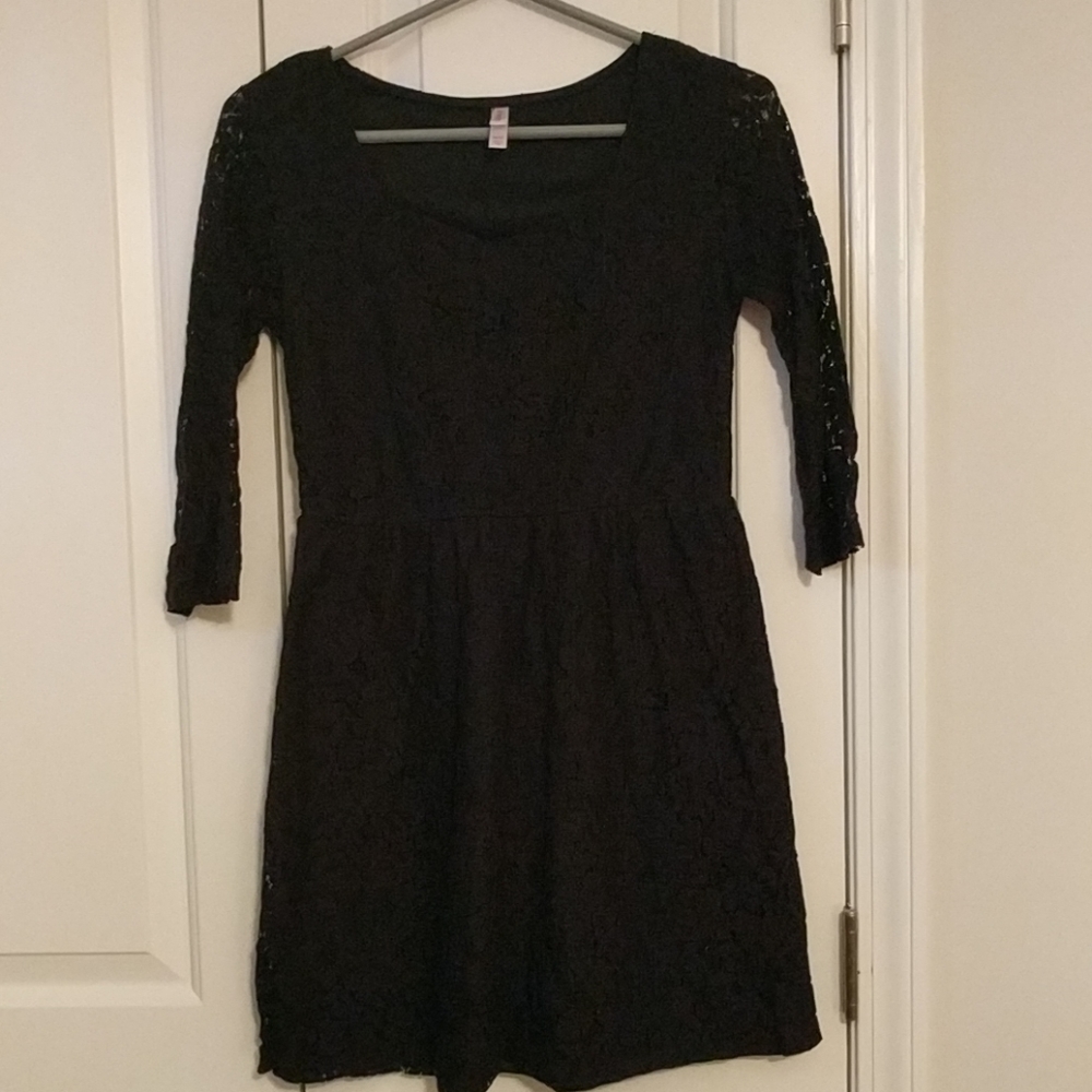 Black lace dress